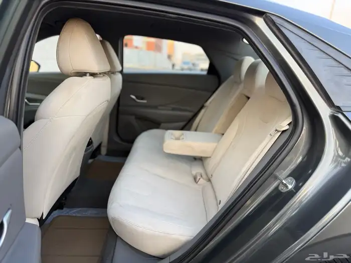 للبيع هيونداي النترا موديل 2023 سمارت مكينه 2.0 30