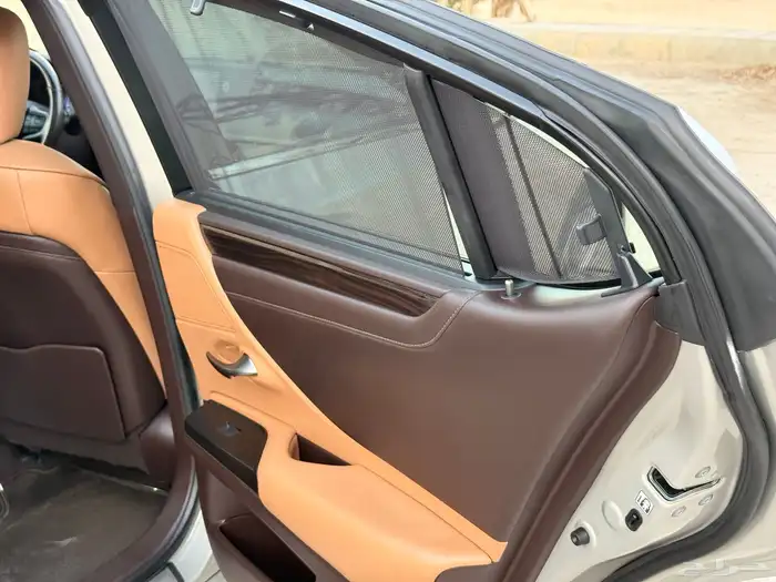 لكزس Es350 نص فل cc موديل 2020 39