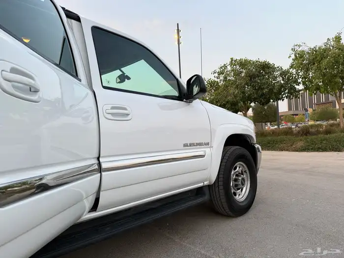 جمس 2005-8100 عداد 63 الف فقط 65