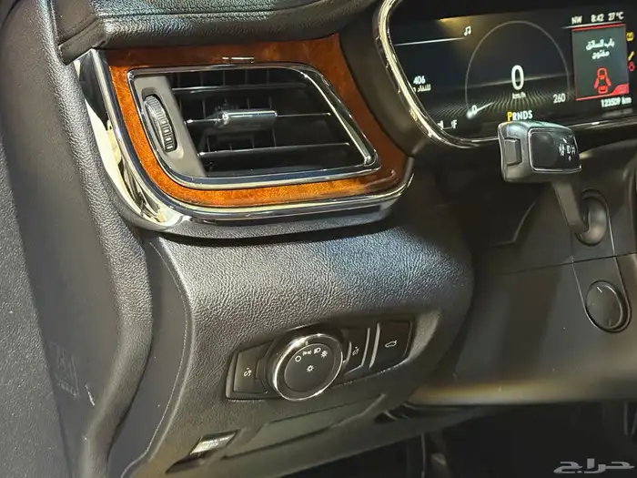 لينكولن كونتيننتال 2017 (( بحالة ممتازة )) 9