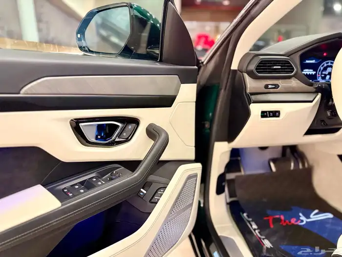 لامبرجيني اوروس S 2023 8