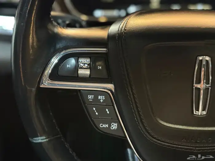 لينكولن كونتيننتال 2017 (( بحالة ممتازة )) 8