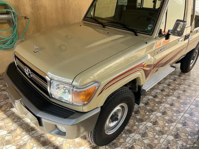 جيب شاص المديل 2009 مخزن بريمي 11 ريشه ونش دفلوك 4