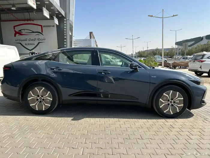 كراون برستيج 2026 الون الجديد هايبرد 143750 شامل الضريبة 3