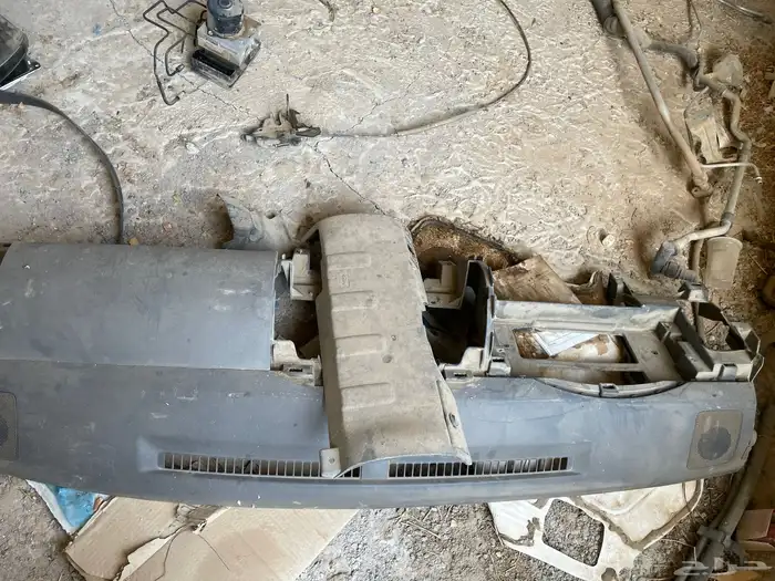 قطع غيار تشليح نيسان اكستيرا 2012 27