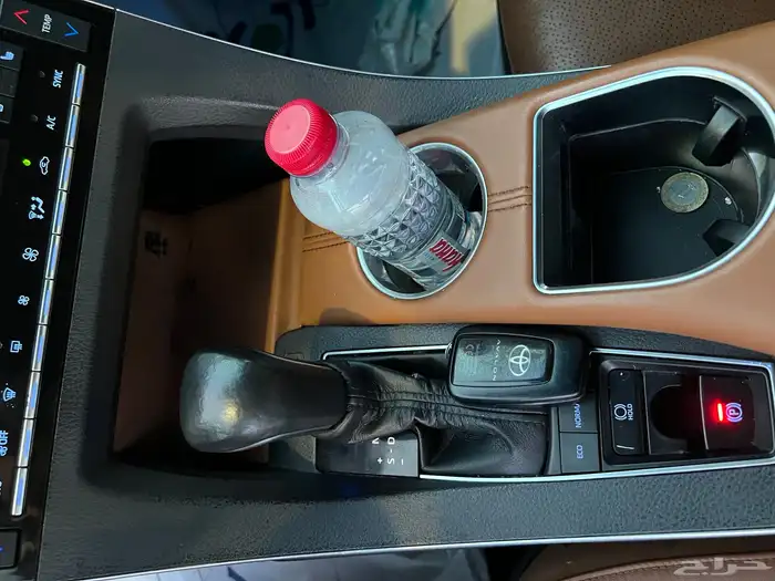 تويوتا افالون بريميوم 2021 فل كامل 14