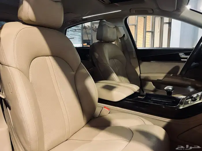 اودي 2012 A8 L بحاله ممتازه V8 12