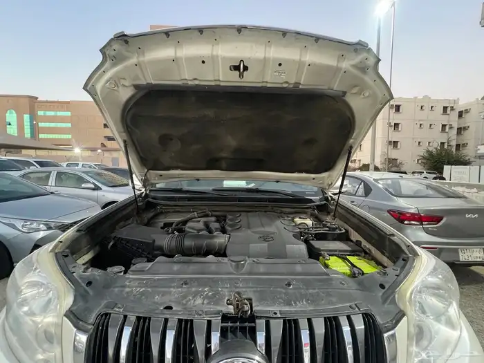 تويوتا برادو سته سلندر 2010 نظيف 15