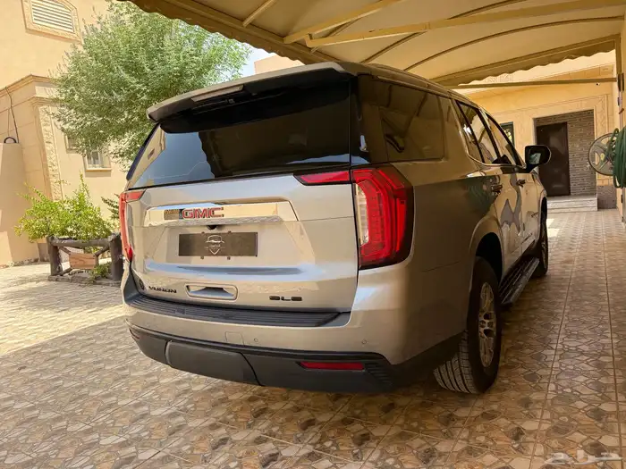 جمس يوكن المديل 2023 SLE دبل قصير اللون سمنتي وكالة 2