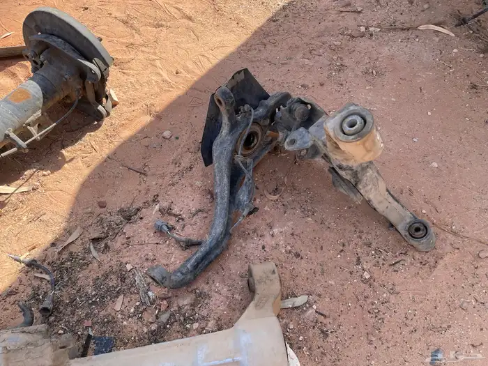 قطع غيار تشليح نيسان اكستيرا 2012 10