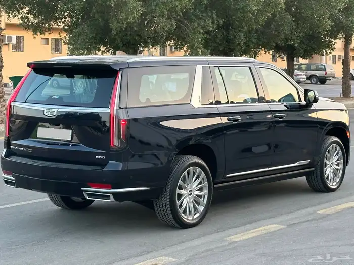 اسكاليد 2021 طويل مخززن 9