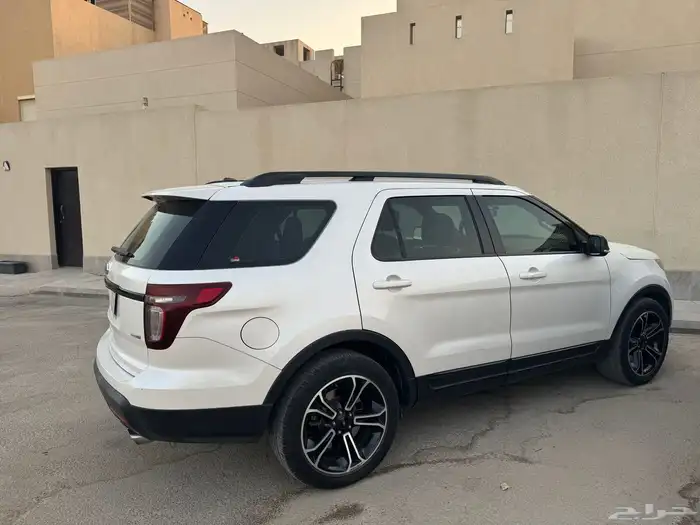 اكسبلورر سبورت 2015 للبيع 2