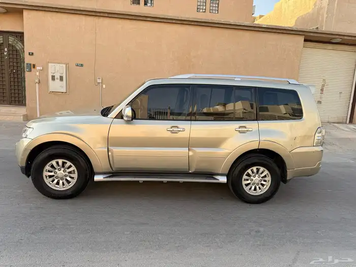 مستبيشي باجيرو 2010 3