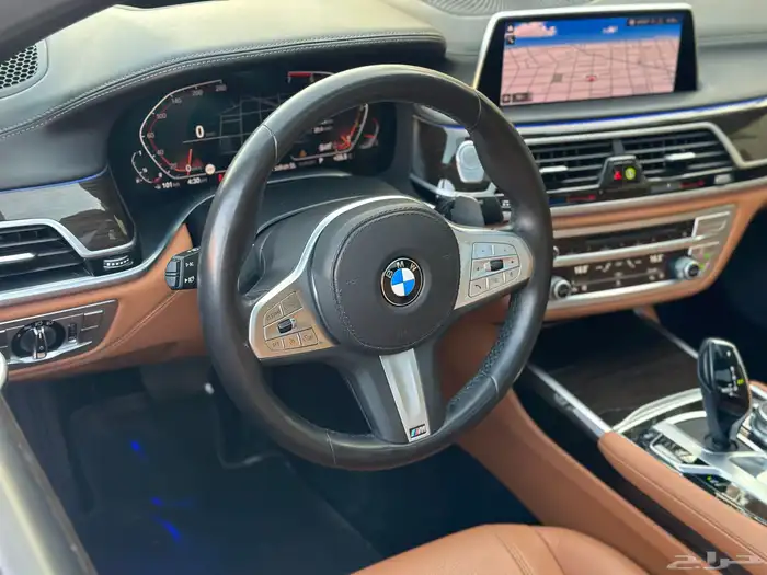 بي ام 730 ماشي 55 الف بحاله الوكاله اسمنتي 25