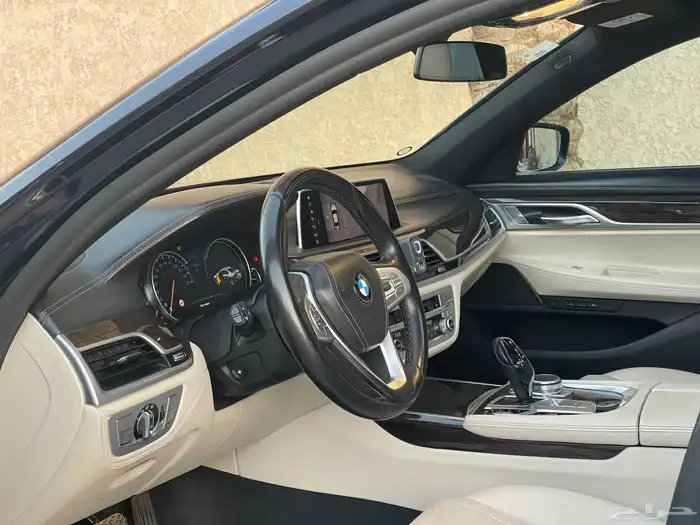بي ام دبليو Li730 - 2019 فل كامل بحالة الوكالة 25