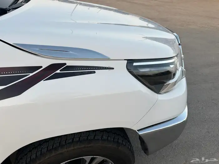 تويوتا هايلوكس 2022 ديزل دبل فل كامل سعودي بصمه 15