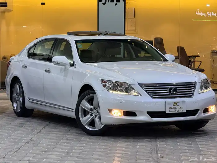 لكزس - LS460 L - 2010 - فل كامل- ممشى قليل( بحالة الوكاله ) 1