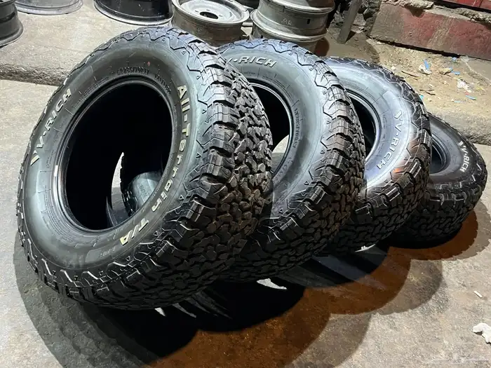 كفرات حجرية مقاس 285 70 17 تاريخ 2024 نوع الكفرات  فيرتش 20