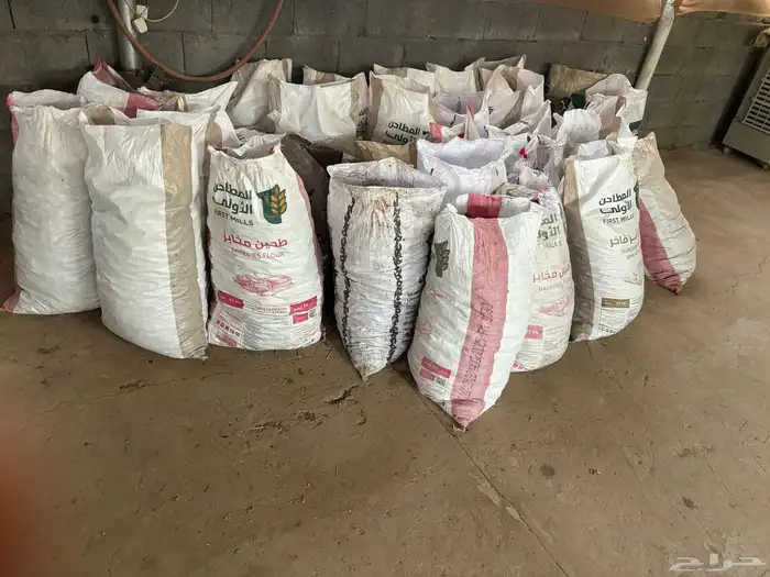 تمر للغنم العدد 32 كيس 0