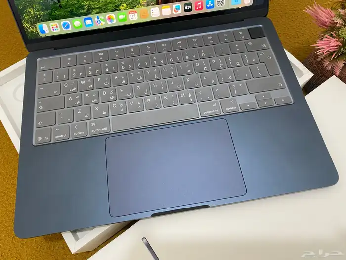 ماك بوك اير M4 نفس الجديد ضمان جرير 21