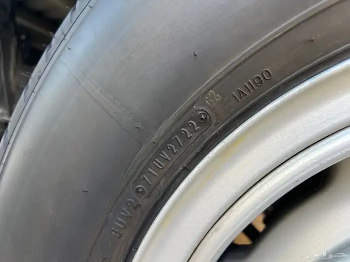 جيب شاص المديل 2009 مخزن بريمي 11 ريشه ونش دفلوك 17