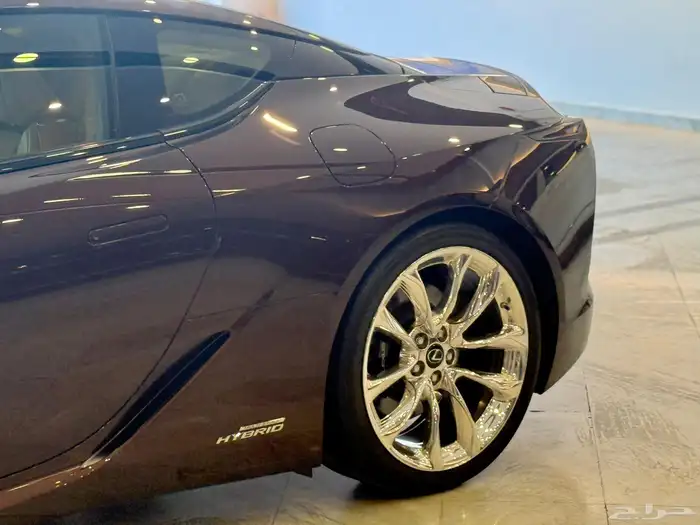 لكزس LC500h 2017 8