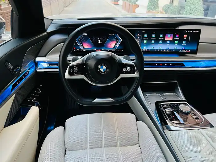 BMW 735Li 2023 الناغي 25