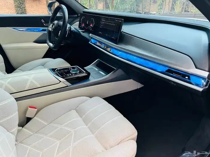 BMW 735Li 2023 الناغي 28