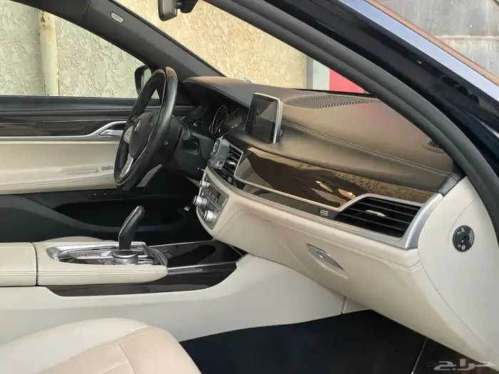 بي ام دبليو Li730 - 2019 فل كامل بحالة الوكالة 18