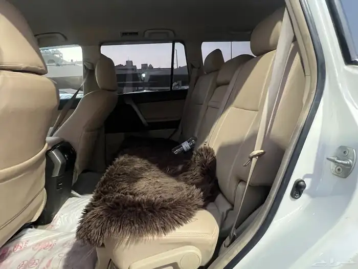 تويوتا برادو سته سلندر 2010 نظيف 13