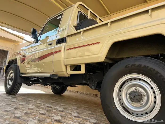 جيب شاص المديل 2009 مخزن بريمي 11 ريشه ونش دفلوك 11