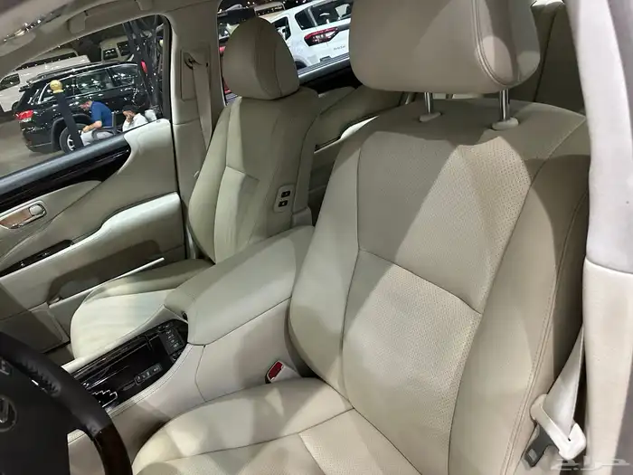 لكزس LS460 موديل 2008 فل كامل نظيف 16