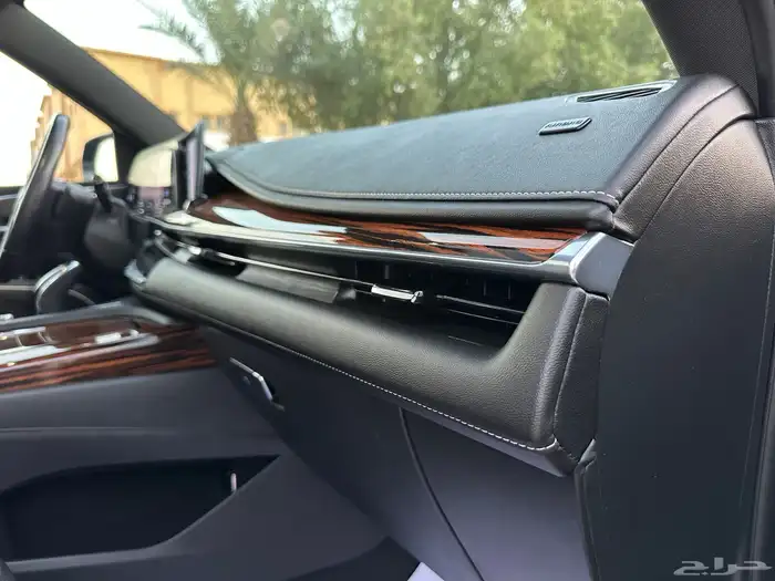 اسكاليد 2021 طويل مخززن 21