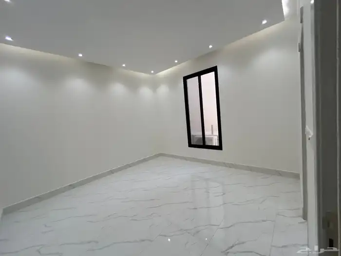 للبيع دور في فيلا حي نهضه 127م 9