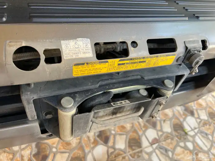 جيب شاص المديل 2009 مخزن بريمي 11 ريشه ونش دفلوك 80