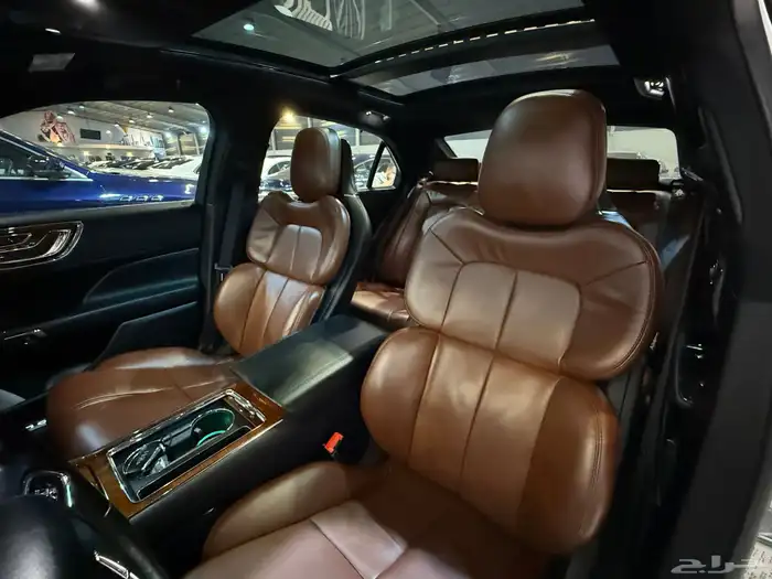 لينكولن كونتيننتال 2017 (( بحالة ممتازة )) 11