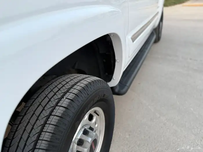 جمس 2005-8100 عداد 63 الف فقط 51