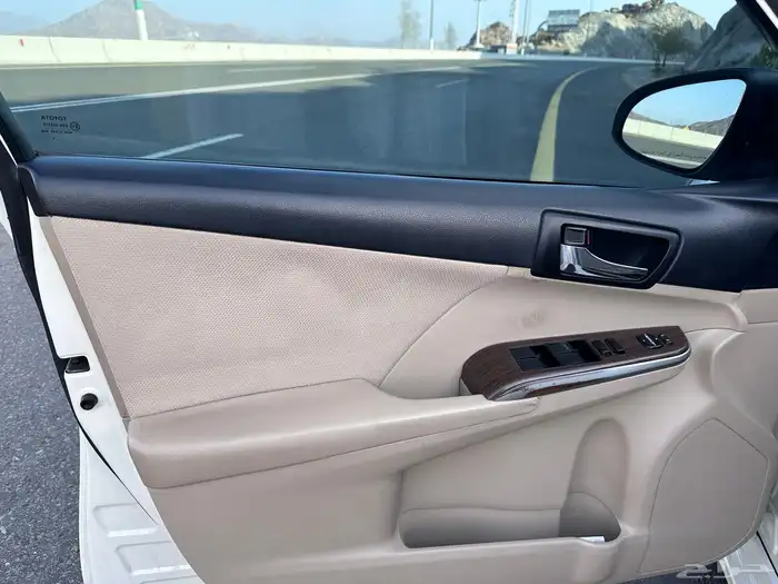 تويوتا كامري 2015 GLX عبداللطيف جميل 32