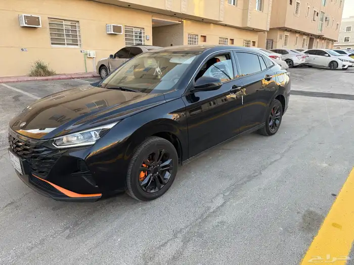 للتنازل سيارة دونغ فينج 4