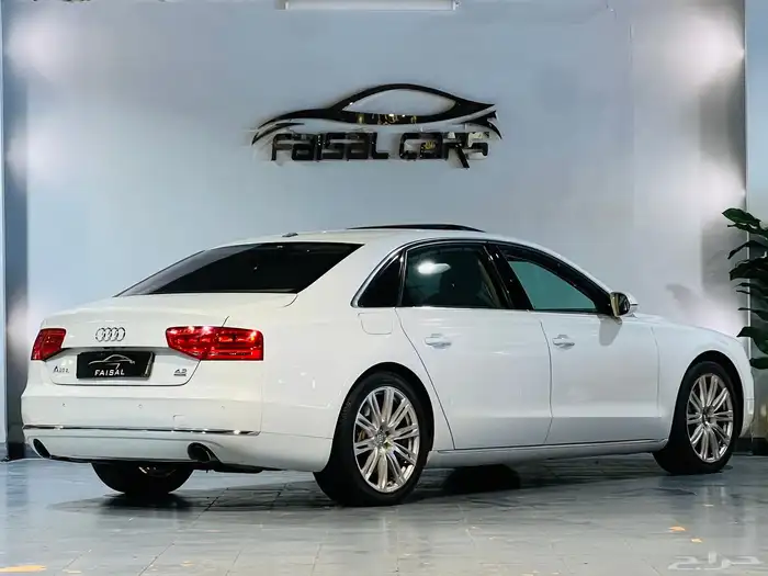 اودي 2012 A8 L بحاله ممتازه V8 4