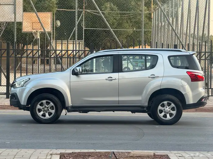 ايسوزو MUX ديزل 2019 سعودي 2