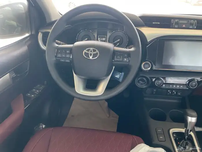 هايلكس غمارتين سوبر بنزين فل كامل اتوماتيك 2025 سعودي 8