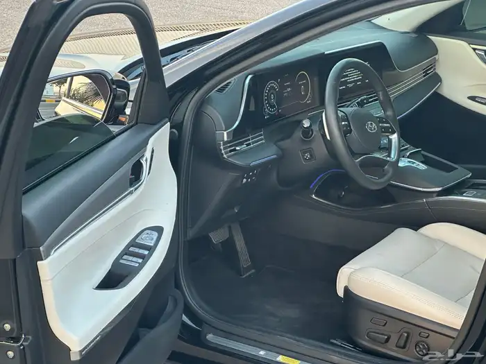 هونداي ازيرا 2022 بنزين 6 سلندر 3