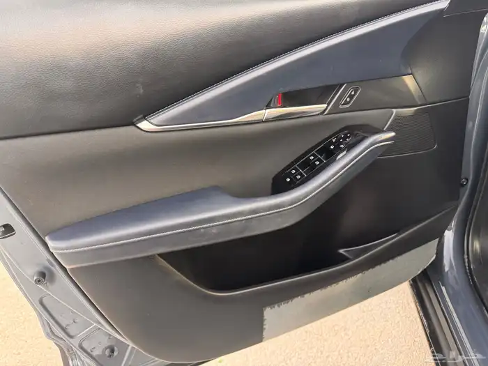 مازدا CX-30 قمة النظافة 2023 9