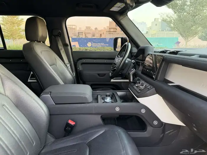 ديفندر 2022 12