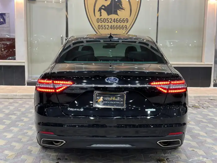 فورد توروس موديل2022 10