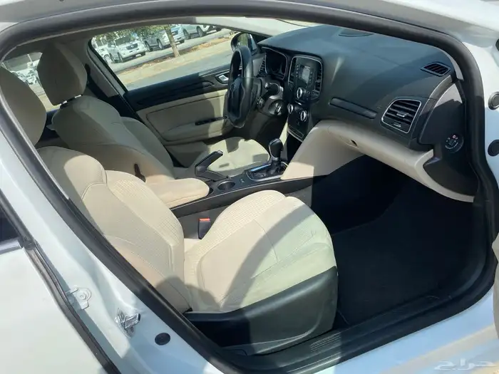 رينو ميجان موديل 2020 حلوه للمستخدم سعر طيب 16