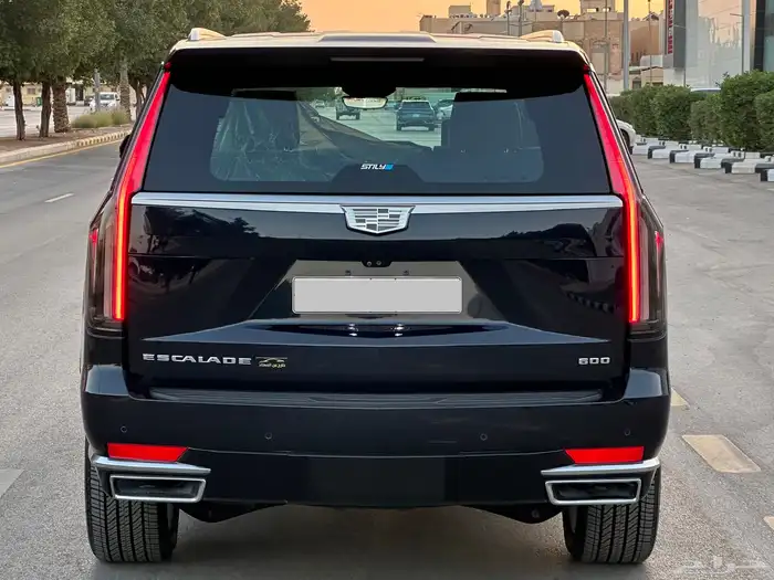 اسكاليد 2021 طويل مخززن 8