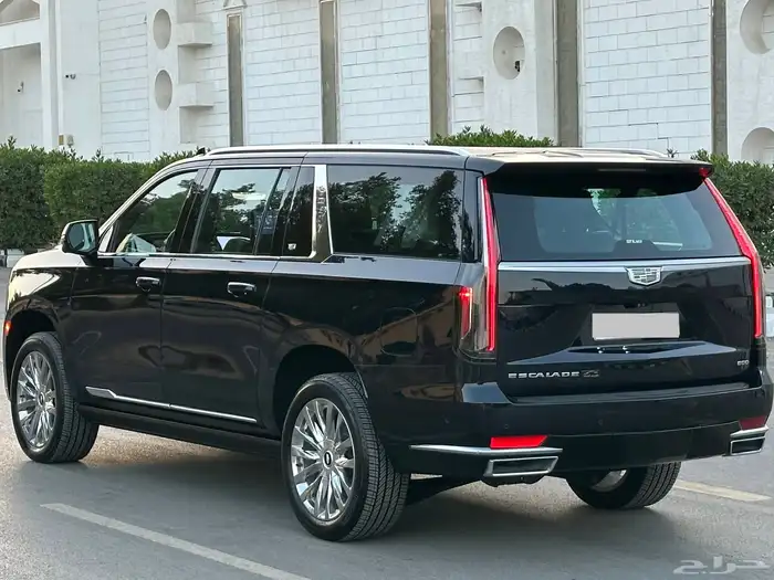 اسكاليد 2021 طويل مخززن 7