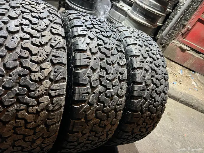 كفرات حجرية مقاس 285 70 17 تاريخ 2024 نوع الكفرات  فيرتش 10